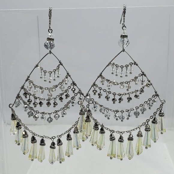 ALI KHAN silver waterfall chandelier earring - Picture 8 of 8